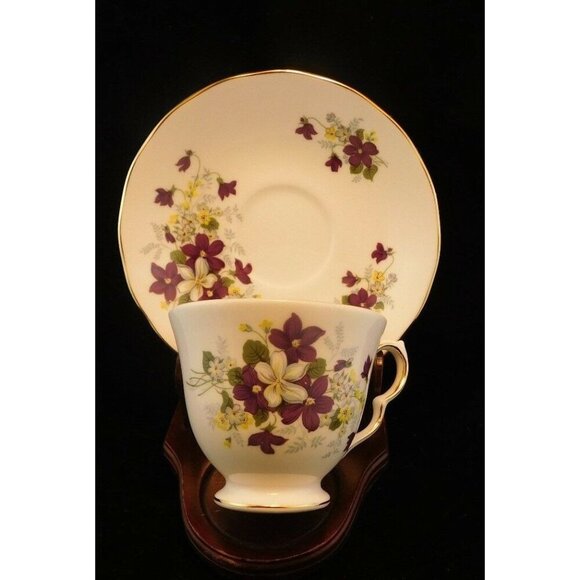 Royal Vale English Bone China Tea Cup Saucer With Violets Design Gold Trim - Picture 1 of 10